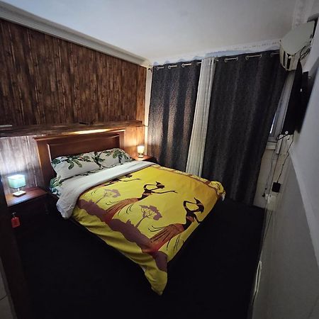 Homestay Appartement 2 Chambres Yaounde Exterior photo